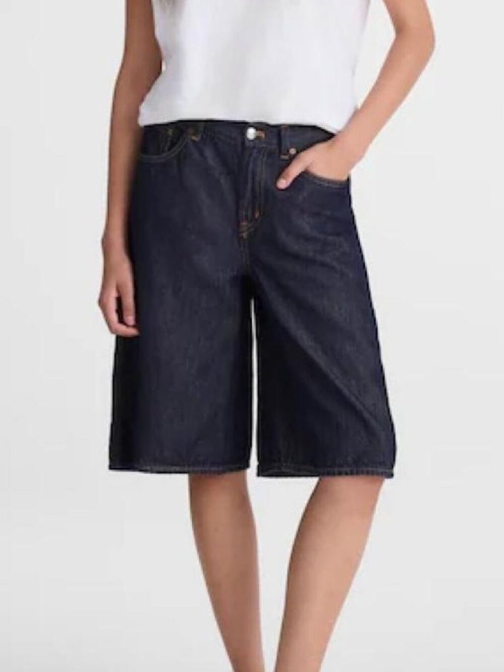 Madewell V-Waist Bermuda Short in Airy Denim Rinse Wash Dark NWT